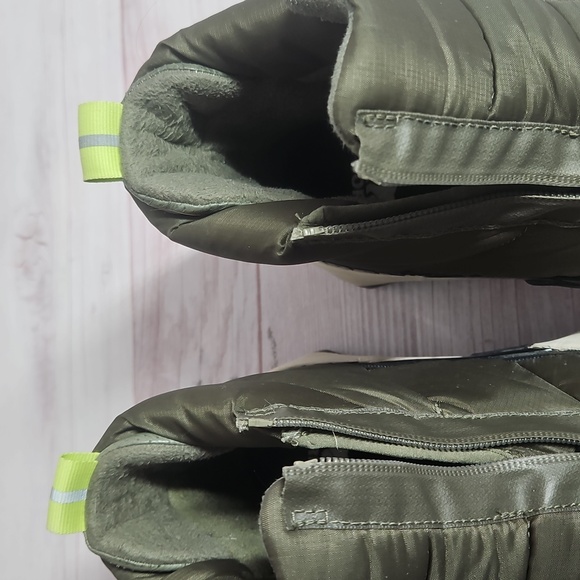 Sorel Kinetic Impact Winter Boots - Picture 7 of 10